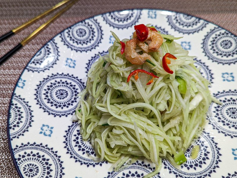 【食譜】炒葫蘆瓜麵｜減醣健康的簡單料理，不只櫛瓜才能做成麵歐