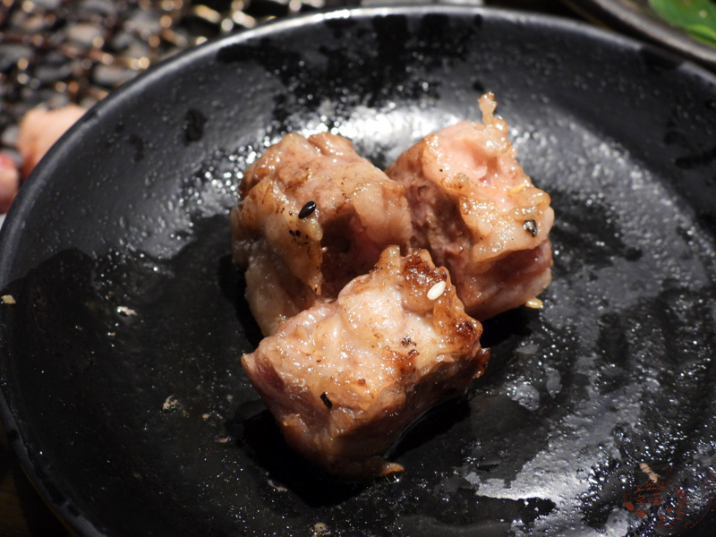 【台北中山】源本家燒肉火鍋｜CP值超高單人和牛燒烤，一個人也能吃的開心又自在｜雙連捷運旁