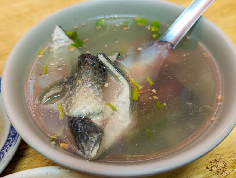 【花蓮吉安】德安雞肉飯｜俗又大碗的香香雞肉飯，吉安老字號傳統小吃店