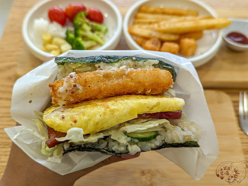 【花蓮市區】叁食日式飯糰｜飽滿料多的日式飯糰，中午時刻來點輕食飽腹