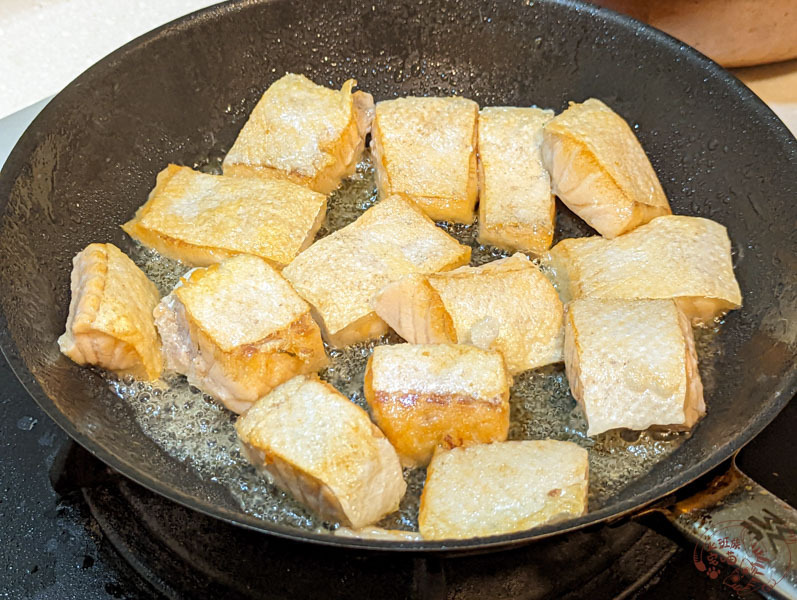 鮭魚肚食譜